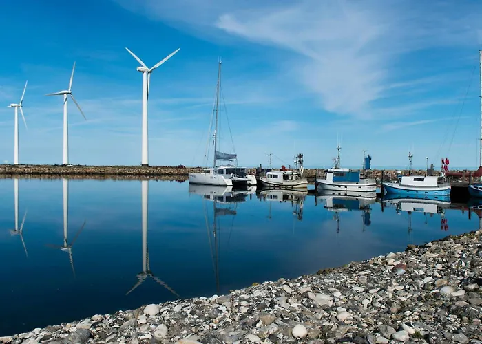 4 Person On A In * Glesborg